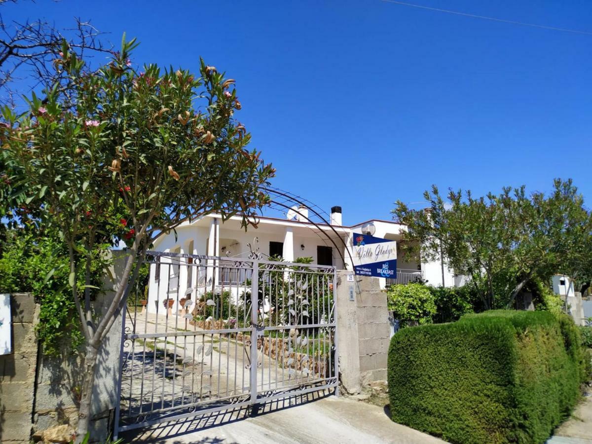 Villa Gladyr Лотцорай Екстериор снимка